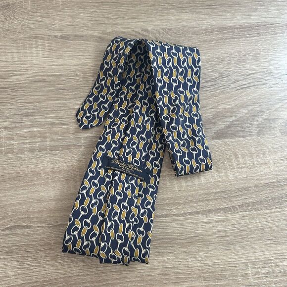 Brooks Brothers Makers Necktie 100% Silk USA Designer Equestrian Bit Bridle Mens - Picture 7 of 7